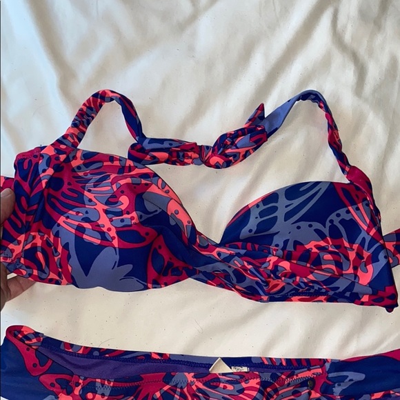 Bikini set - Picture 3 of 4